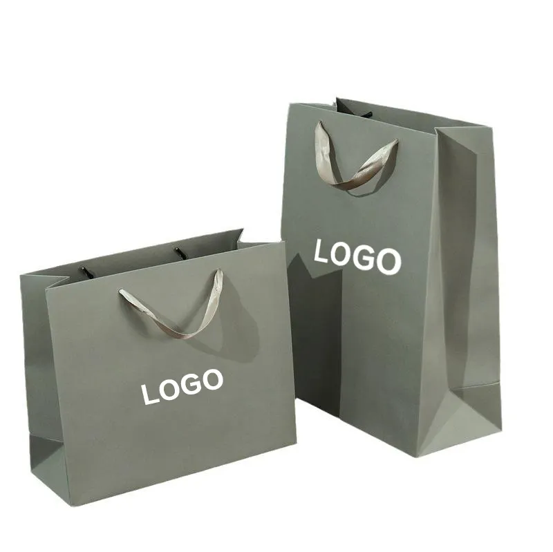 Tas hadiah kertas Kraft Mini Logo kustom untuk bisnis kecil & pakaian ritel kemasan serbaguna untuk penggunaan ritel makanan