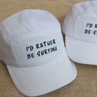 Casquettes blanches à visière incurvée avec logo brodé personnalisé, en nylon imperméable, pour la randonnée et les activités de plein air, 5 panneaux, pour femmes, très vendues