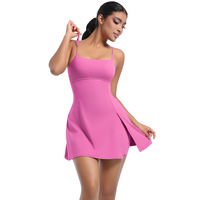 Robe de sport imperméable unie sans manches longue pour femme grande taille avec coussinets de poitrine, idéale pour le golf en extérieur et le yoga, avec dos élégant