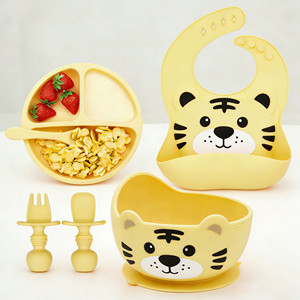 Juego de Vajilla de Silicona Ecológica para Bebés, Plato de Alimentación, Tazón, Vaso Antiderrames, <span class=keywords><strong>Cubiertos</strong></span> para Niños Pequeños, Venta al por Mayor - Product Image 6