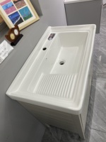 Meuble de salle de bain rectangulaire moderne avec lavabo intégré, suspendu au mur, idéal pour les hôpitaux et les entrepôts