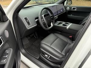 LI AUTO L6 2024 <span class=keywords><strong>PRO</strong></span> EDITION REEV d'occasion, autonomie 1390 km, SUV 5 portes 5 places, LIXIANG L6 pour la famille, blanc sur <span class=keywords><strong>noir</strong></span> - Product Image 5