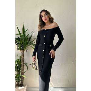 เดรสไหมพรมสีดำแบบเปิดไหล่ทรงเข้ารูปเอวธรรมชาติสำหรับผู้หญิง - Product Image 4