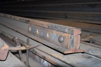 Machine de chantier ferroviaire lourde pour ponts en structure métallique avec services de soudage et de découpe