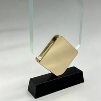 Plaque en cristal octogonale en gros avec support métallique carré doré, base en cristal noir, trophée personnalisable avec gravure