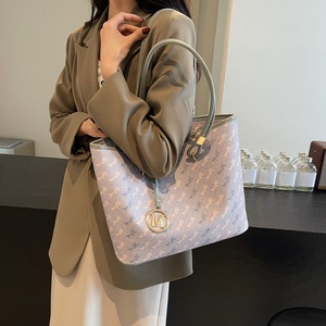 Bolsos Tote de Lujo, Bolso de Hombro de Cuero PU de Alta Calidad para Mujer, Estilo Vintage, Hilo Abierto, Moda Otoñal - Product Image 2