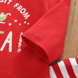 Achetez directement de l'usine chinoise le pull de Noël pour enfants, le combinaison à col rond avec imprimé lettres rouges et le ensemble pantalon rayé - Product Image 5