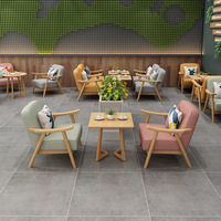 Ensemble table et chaises en bois massif pour café, bibliothèque, espace lounge, bar à livres, zone de loisirs, négociation et réception