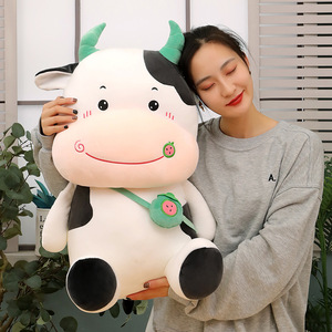 Peluche de <span class=keywords><strong>Vaca</strong></span> de Peluche con Fruta, Juguete de Peluche, Linda Mochila de Ternero, Muñeca de Peluche, Almohada, Muñeca Infantil, Fabricante de Muñecas, <span class=keywords><strong>Venta</strong></span> al por Mayor - Product Image 4
