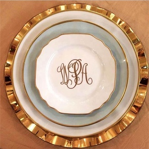 Assiette de présentation élégante 2020 avec bordure dorée en verre, motif floral, édition spéciale usine - Product Image 3