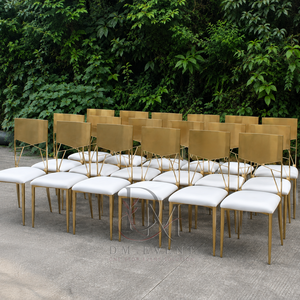 Chaise de mariage en acier inoxydable doré à dossier plein avec coussin blanc pour banquets et événements hôteliers – Vente en gros de sièges - Product Image 2