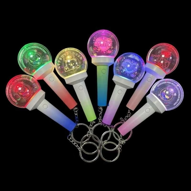 Hot Selling Mini K-pop Light Stick LED Keychain Plastic Fan Merchandise Mini Keychain