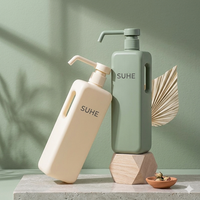 Vente en gros de conteneurs de bouteilles de shampoing vides carrées en plastique personnalisées de luxe PE-HD pour détergents liquides avec logo pompe