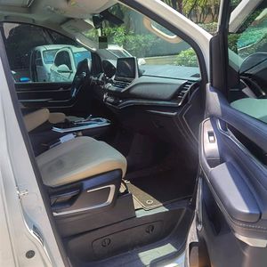 Maxus G20 2.0T 2020, Furgoneta <span class=keywords><strong>de</strong></span> Pasajeros a Gasolina, Automática, Volante a la Izquierda, Vehículo Usado para Exportación - Product Image 6