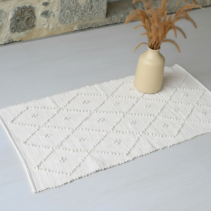 Petits tapis élégants pour chambre à coucher Tapis lavable Tapis d'intérieur tissé à la main en coton avec glands à la main Tapis de couleur blanche - Product Image 1