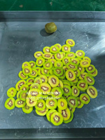 304 RVS Kiwi-banaan hogesnelheids snijmachine Populaire ananas snij- en verwerkingsmachine