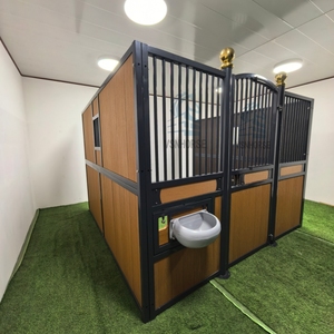 조립식 아연도금 말 마구간 패널 맞춤형 10피트 고급 유럽식 대나무 충전 프리미엄 말 마구간 - Product Image 5