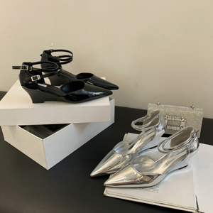 Zapatos de Mujer con Tacón Alto y Punta en Pico, Estilo Chino con Flores Francesas, Novedad 2024, Gran Venta - Product Image 1