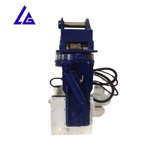 <span class=keywords><strong>Vibro</strong></span>-compacteur à <span class=keywords><strong>dents</strong></span> horizontales inclinées personnalisé 360 °   Excavatrice rotative compatible avec des pieux de 6 à 8 m - Product Image 1