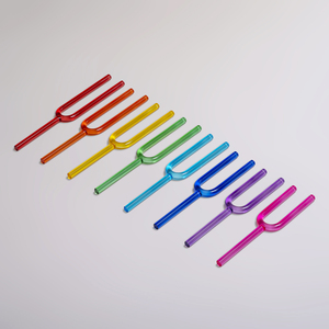 מזלג כריסטל קוורץ צבעוני בהתאמה אישית של ג'ינפאנג, חזק וארוך, לטיפול בצלילים לאיזון צ'אקרות - Product Image 6