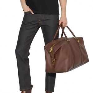 Sac de voyage en cuir noir pour homme avec logo personnalisé, fabriqué en usine BSCI, sac de voyage en cuir pour homme, sac de week-end, sac de voyage pour une nuit, sac de voyage pour homme - Product Image 5