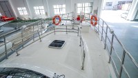 Bateau de pêche officiel en FRP de 13,5 m |   Navire polyvalent de qualité professionnelle et robuste