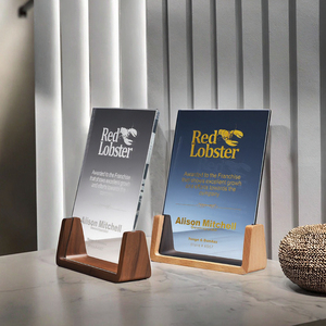 Trofeo de <span class=keywords><strong>Cristal</strong></span> Rectangular con Base de Madera Pulida con Impresión UV, Tema de Cine y Televisión - Product Image 3