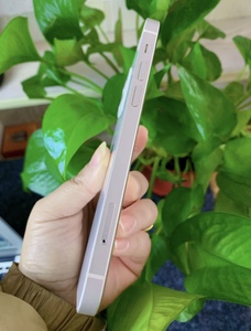 เครื่องแท้ปลดล็อคแล้ว ใช้ได้กับรุ่น 12 หน้าจอ 6.1 นิ้ว ความละเอียด 2532x1170 รองรับ 5G ความจุ 64/128GB ตรวจสอบอย่างละเอียดแล้ว ขายส่ง - Product Image 5