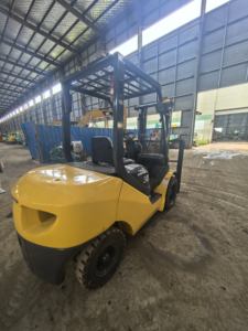 Buen estado Original Japón Komatsu FD30 Carretilla elevadora diesel usada 3 Ton Carretilla elevadora diesel de segunda mano Komatsu FD30 para la venta - Product Image 6