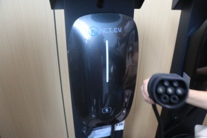 เครื่องชาร์จรถยนต์ไฟฟ้าแบบติดผนัง New Putainen TJ รุ่นเชิงพาณิชย์ 7-22kW GB/T 16A 220V ควบคุมผ่านแอป Tuya รองรับ RFID และ OTA - Product Image 2