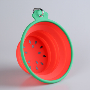 Gamelle portable en silicone pour animaux de compagnie XS, pliable, motif pastèque, avec mousqueton, pour l'alimentation en voyage des chats et chiens, design moderne - Product Image 2