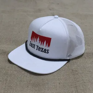 Kustom kualitas tinggi 5 Panel katun putih pas bernapas pinggiran datar topi trucker bordir logo mesh topi bisbol