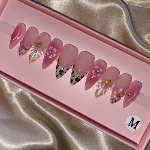 <span class=keywords><strong>Uñas</strong></span> postizas de lujo personalizadas al por mayor <span class=keywords><strong>con</strong></span> pedrería, forma ataúd mediana, <span class=keywords><strong>con</strong></span> perlas y punta francesa, para manicura acrílica. - Product Image 4