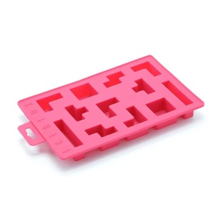 Molde de silicona para cubos de Tetris, herramienta sostenible para hacer helados - Product Image 2