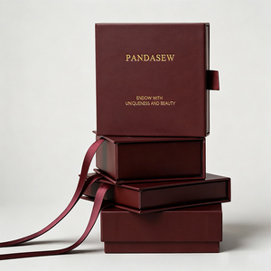 Boîte à bijoux en forme <span class=keywords><strong>de</strong></span> livre <span class=keywords><strong>rouge</strong></span> bordeaux avec logo en feuille d'or, étui <span class=keywords><strong>de</strong></span> rangement en carton rigide, fabricant en gros - Product Image 3