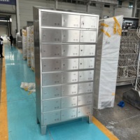 Armoire à chaussures en acier inoxydable à 8 compartiments avec serrure individuelle et trous d'aération, casier de rangement pour chaussures du personnel