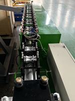 Machine de formage de rouleaux pour portes à enroulement certifiée CE, facile à utiliser et à changement rapide pour diverses tailles et profils de lames