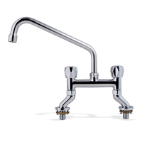 Robinet de cuisine commercial moderne vanne en céramique à double poignée en acier inoxydable laiton 8 "purificateur de montage sur pont poli répandu