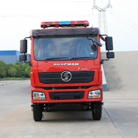 Camion de pompiers à mousse télécommandé de 8 tonnes, châssis 4x2, débit de 60 L/s, canon à eau de 70 m pour les opérations de lutte contre les incendies urbaines et industrielles