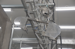 Équipement de <span class=keywords><strong>boucherie</strong></span> d'abattoir en acier <span class=keywords><strong>halal</strong></span> Machine d'abattage pour vache, bovin, chèvre, abattoir de viande, pompe à moteur noyau de roulement - Product Image 5