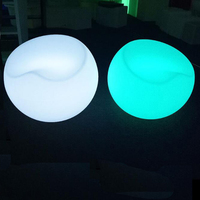 Bloc décor fête événement siège lumière jardin extérieur LED Bar Table chaise ensemble brillant PE meubles pour boîtes de nuit Restaurants événements