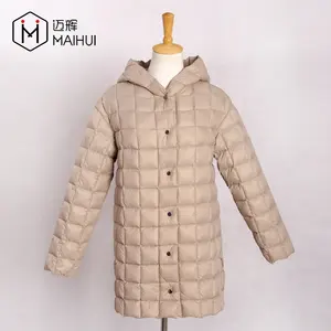 Lady için sıcak satış özel özel dolgu kapitone ceket bej kadın ceket