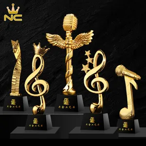 Cheap Custom Resin Music Award Troféu Metal Microfone De Cristal Troféu Para Eventos Presentes