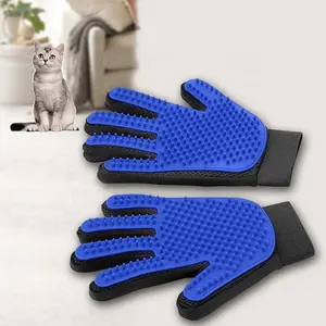 Перчатки для ухода за домашними животными