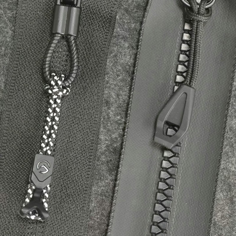 Custom PVC and Silicone Zipper Puller