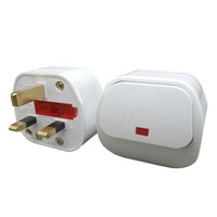 Connecteur de fil britannique cantwell avec fusible de 13a et interrupteur d'alimentation prise de type G 3 prise de cordon d'alimentation supérieur royaume-uni arabie saoudite