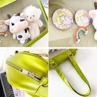 Sac de messager à bandoulière avec boucle antivol réglable en PU de couleur unie, sac de messager à bandoulière de dessin animé mignon