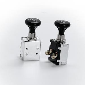 Interruptor de faros delanteros de 12V universal con varilla de tracción de dos/tres posiciones y cuatro pines para coches, camiones, autobuses y yates - Product Image 3