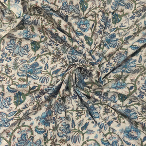 Tela de Algodón Estampada a Mano con Diseño Floral Verde Indio, Material sin Coser por Metro para Confección de Ropa y Manualidades - Product Image 3