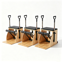 Chaise de Pilates en chêne avec pédale fendue, barres réglables et poignée en D, idéale pour studio de fitness de 100 m²